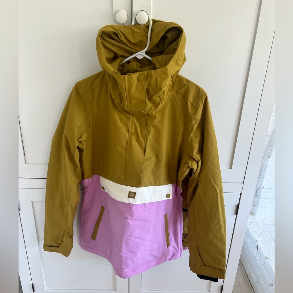 Women’s Billabong Winter Ski or Snowboard Jacket